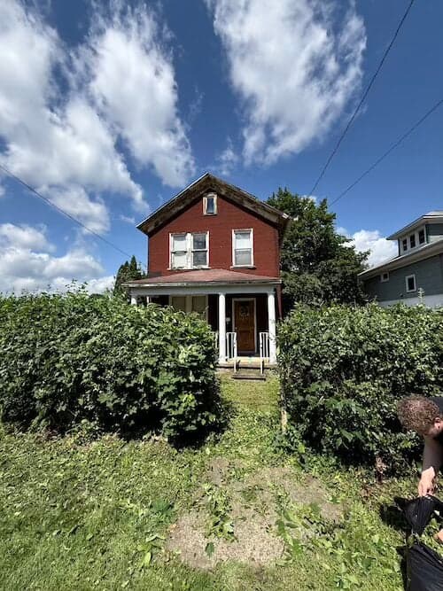 Before — 523 Grove St — Exterior